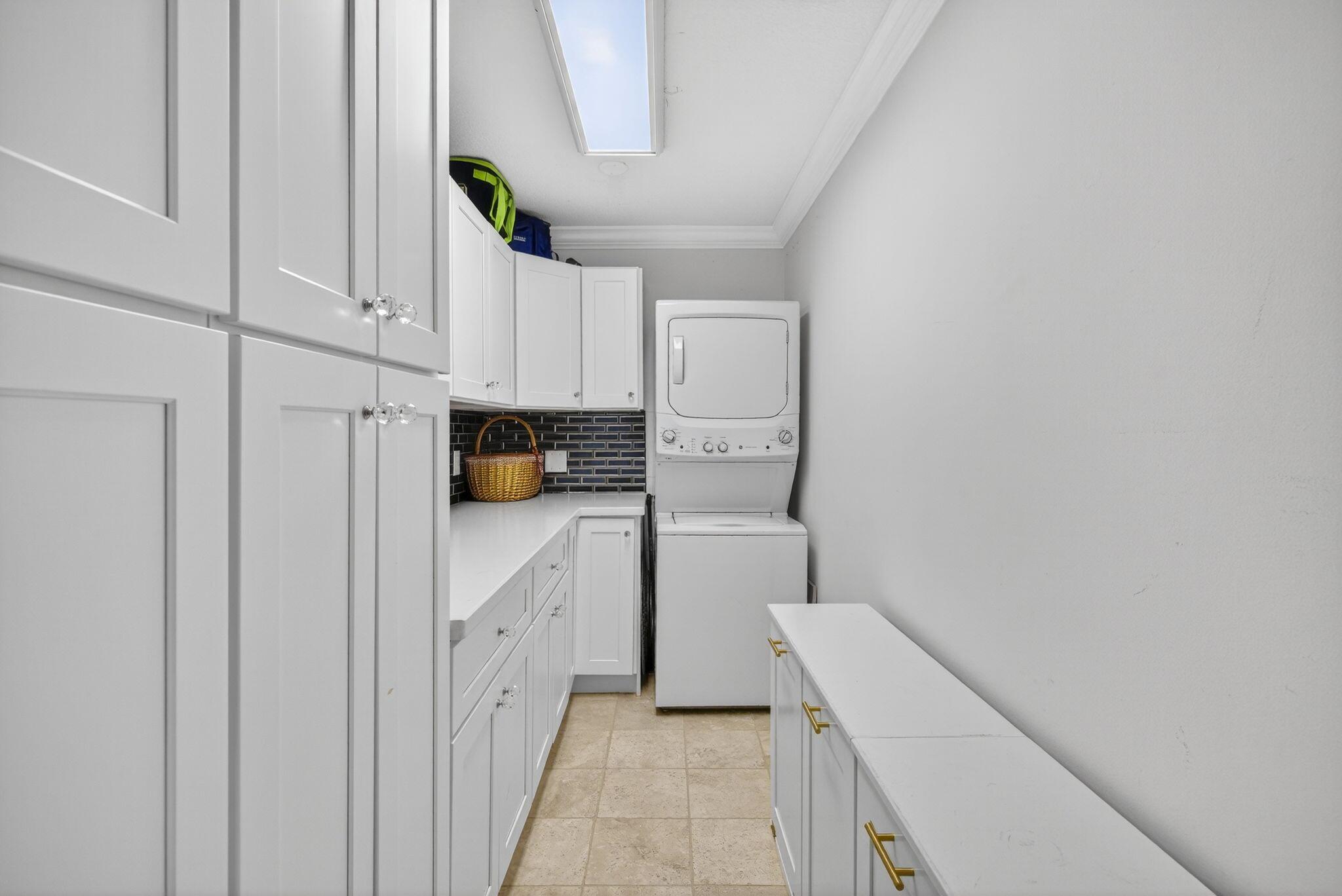 HARBOUR LANDING - Residential