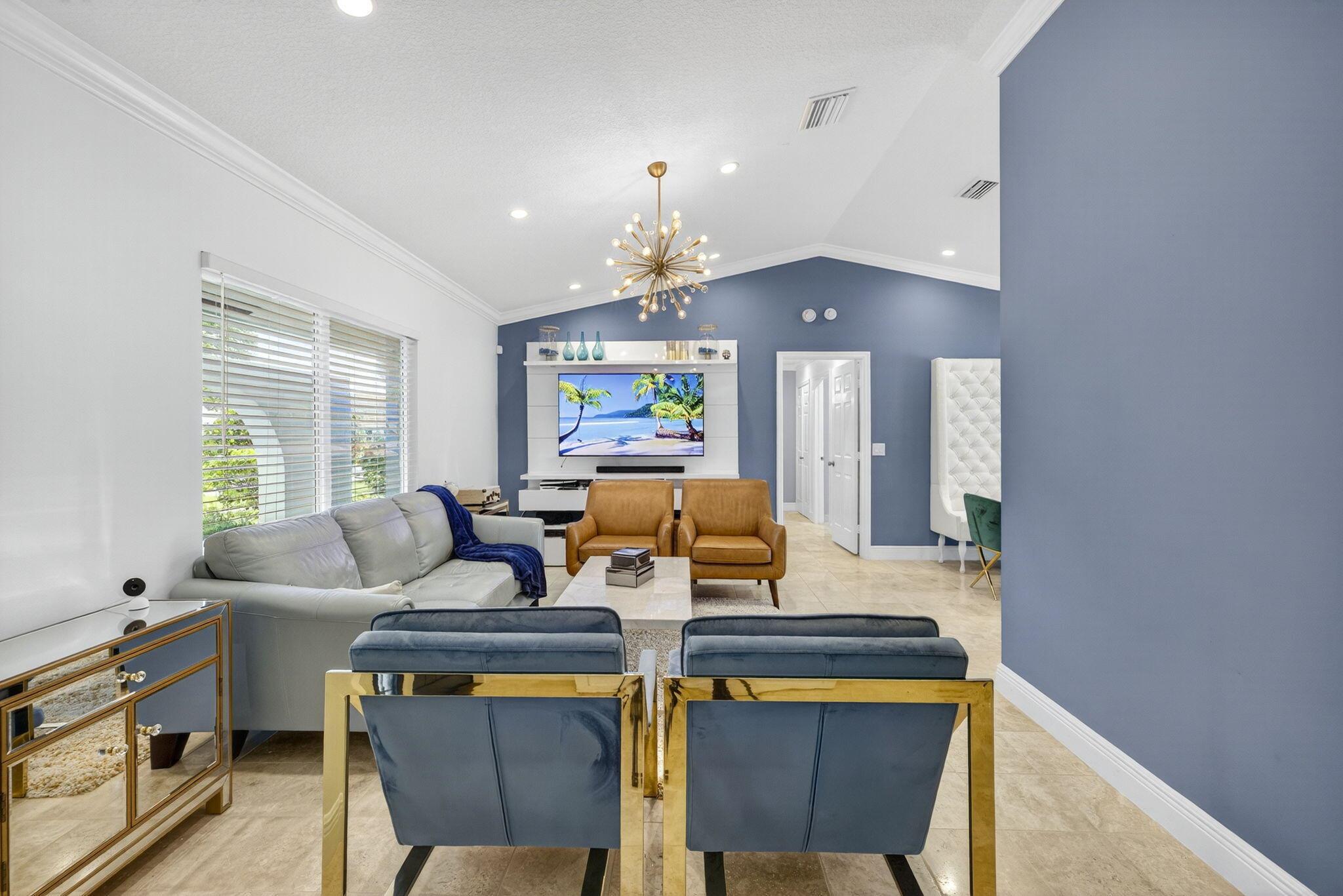 HARBOUR LANDING - Residential