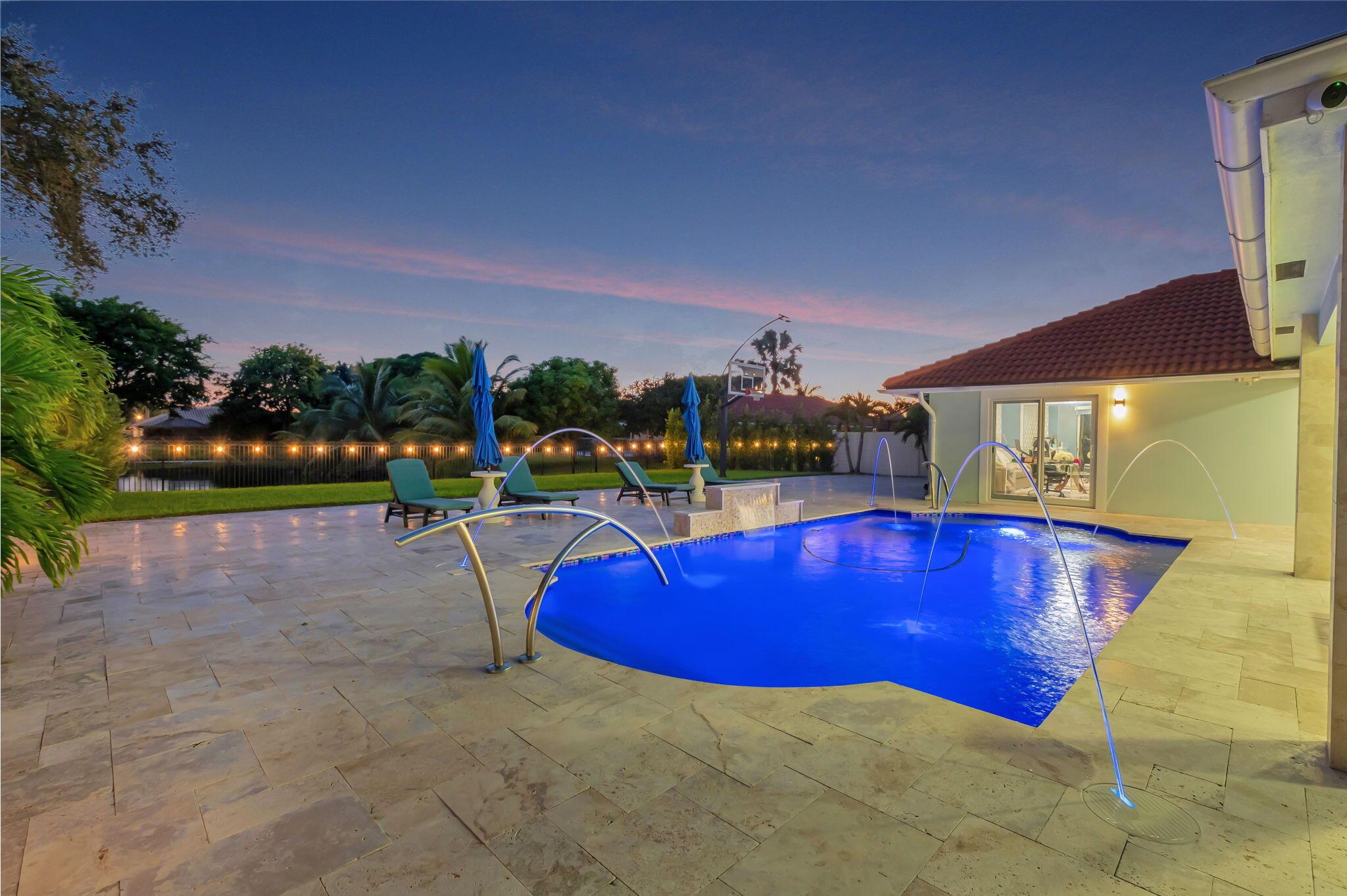 HARBOUR LANDING - Residential