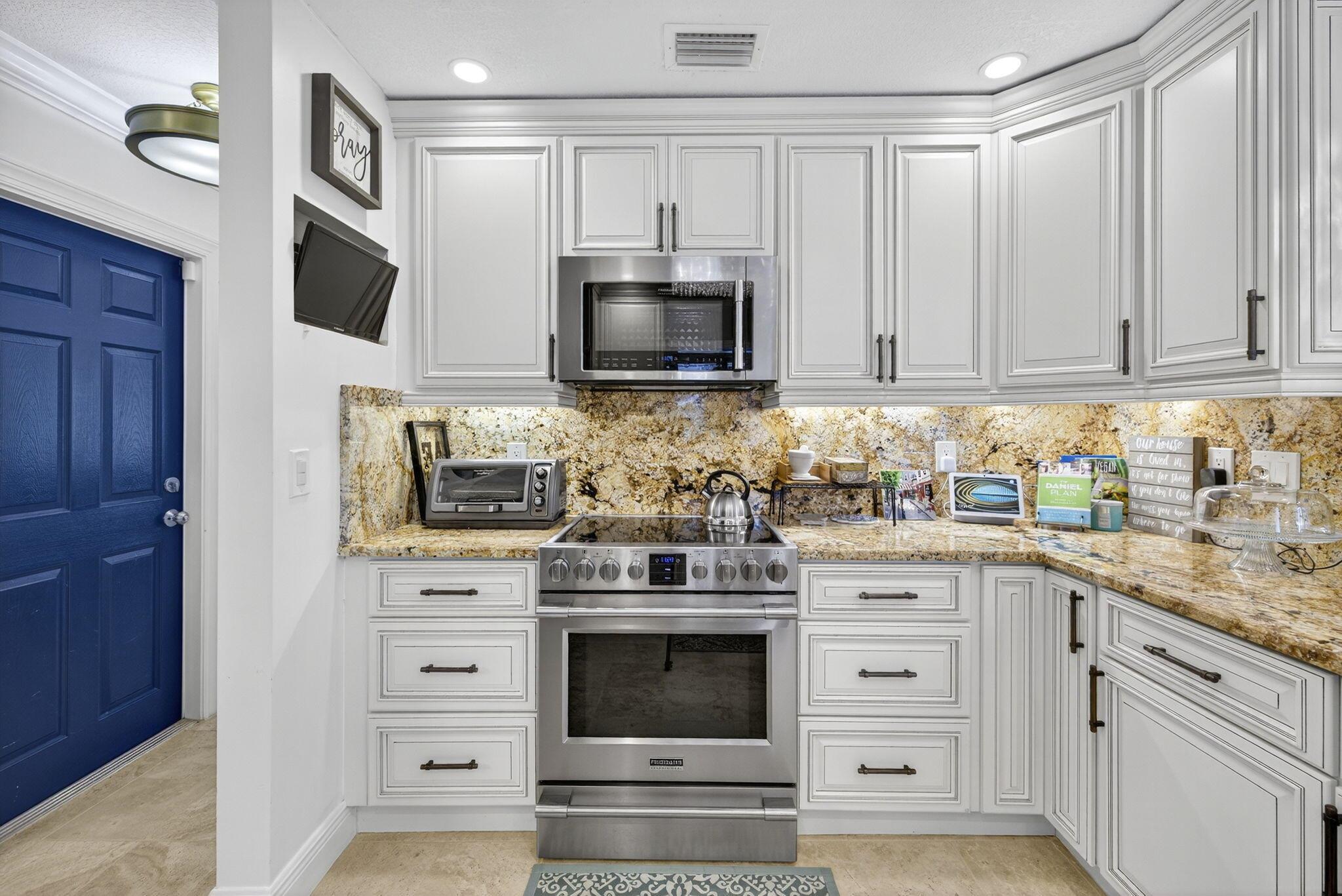HARBOUR LANDING - Residential