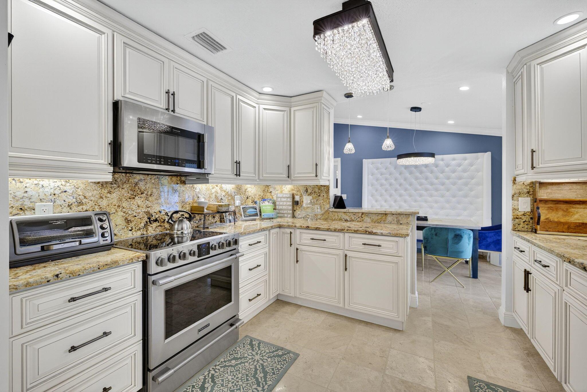 HARBOUR LANDING - Residential