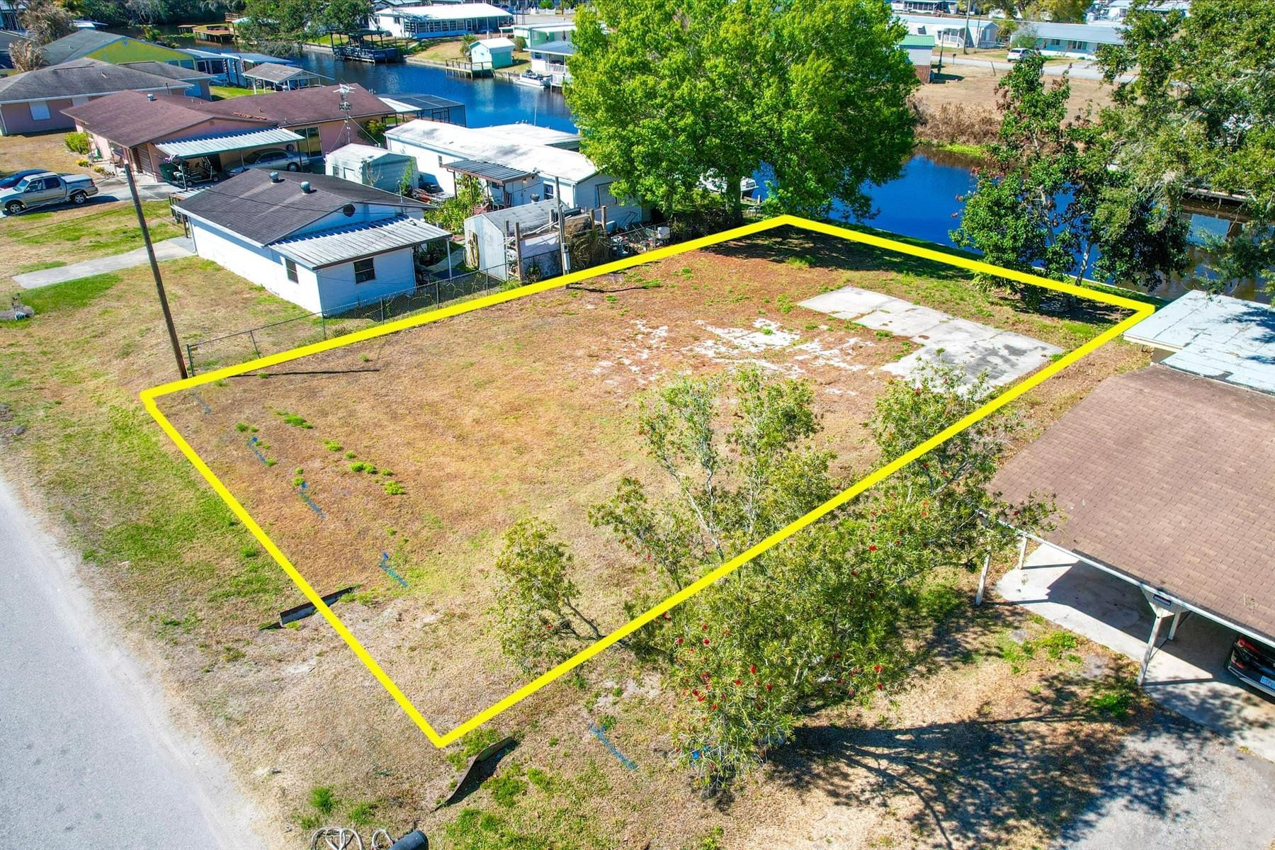 Treasure Island Un 08 - Land