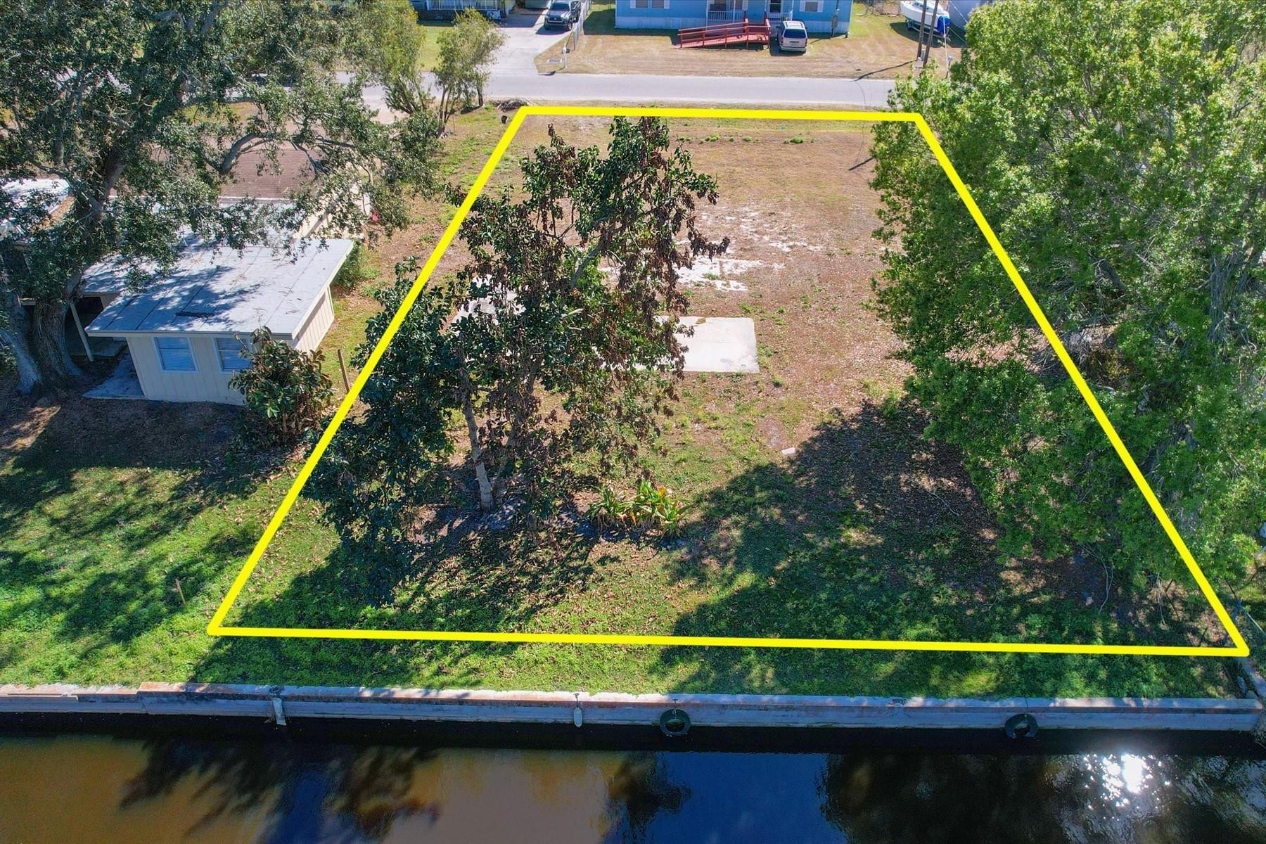 Treasure Island Un 08 - Land