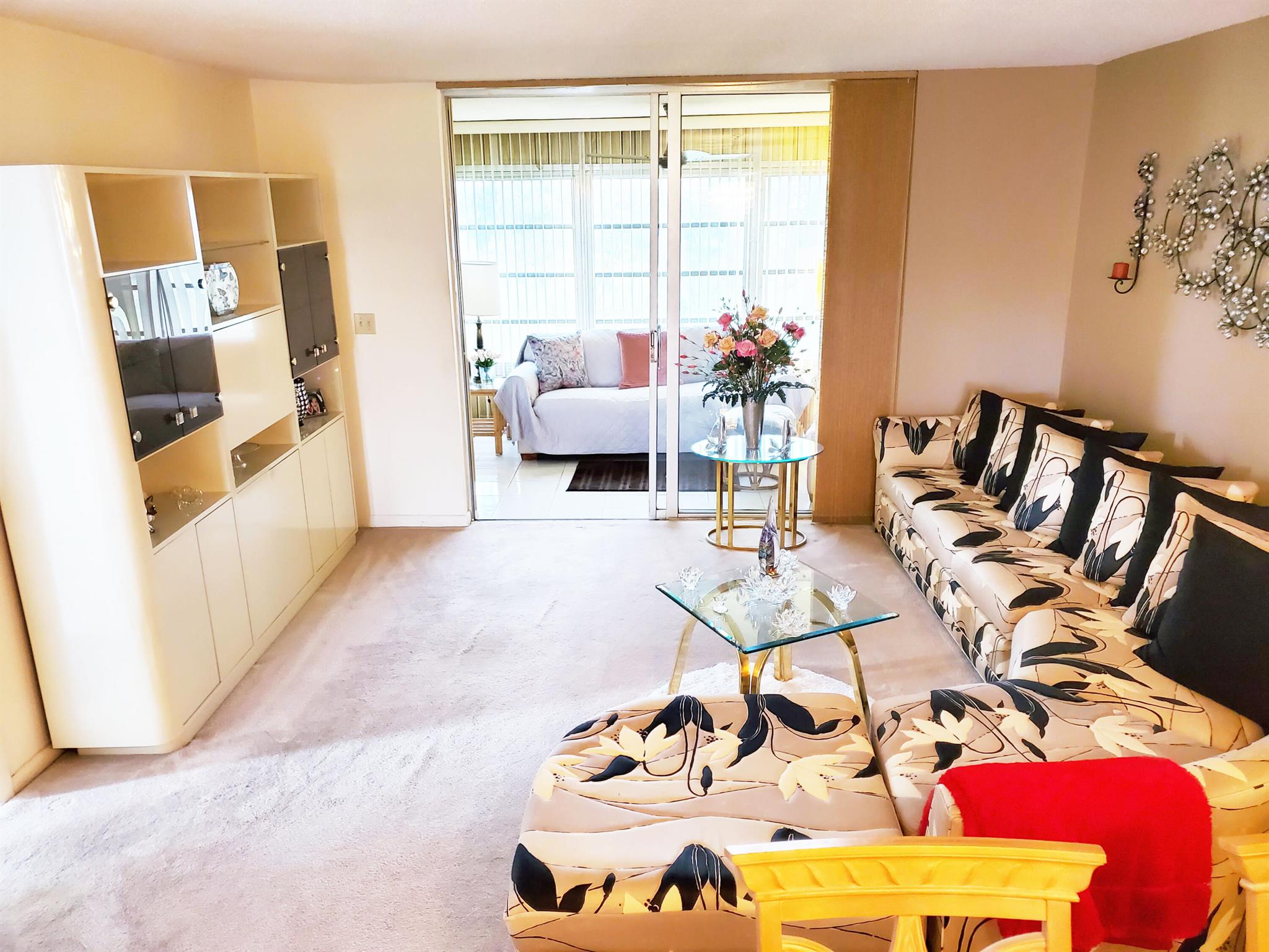 11 OF PALM SPRINGS 2 COND - Residential Lease