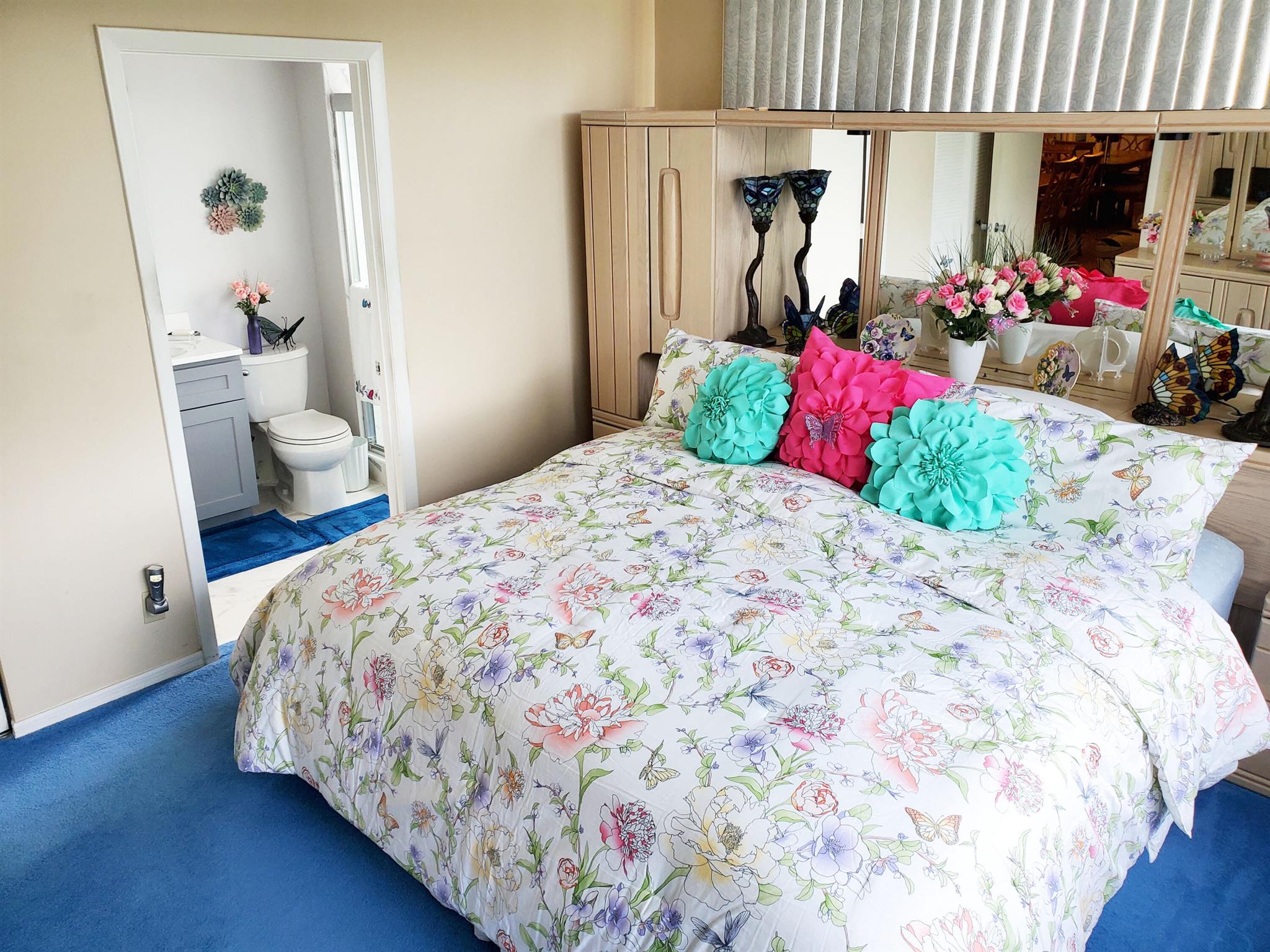 11 OF PALM SPRINGS 2 COND - Residential Lease