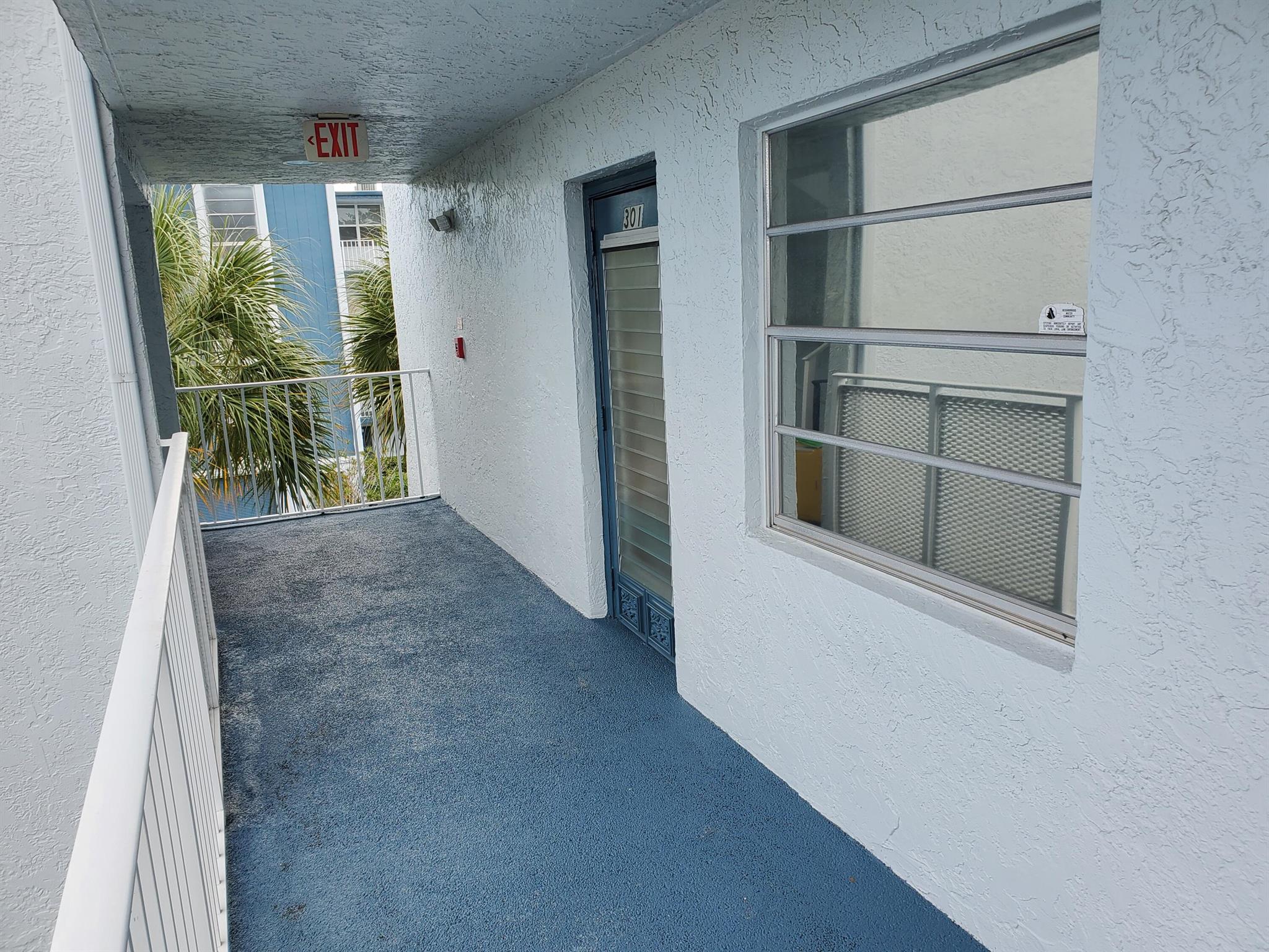11 OF PALM SPRINGS 2 COND - Residential Lease