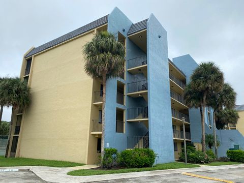 2788 Tennis Club Drive 102 West Palm Beach FL 33417