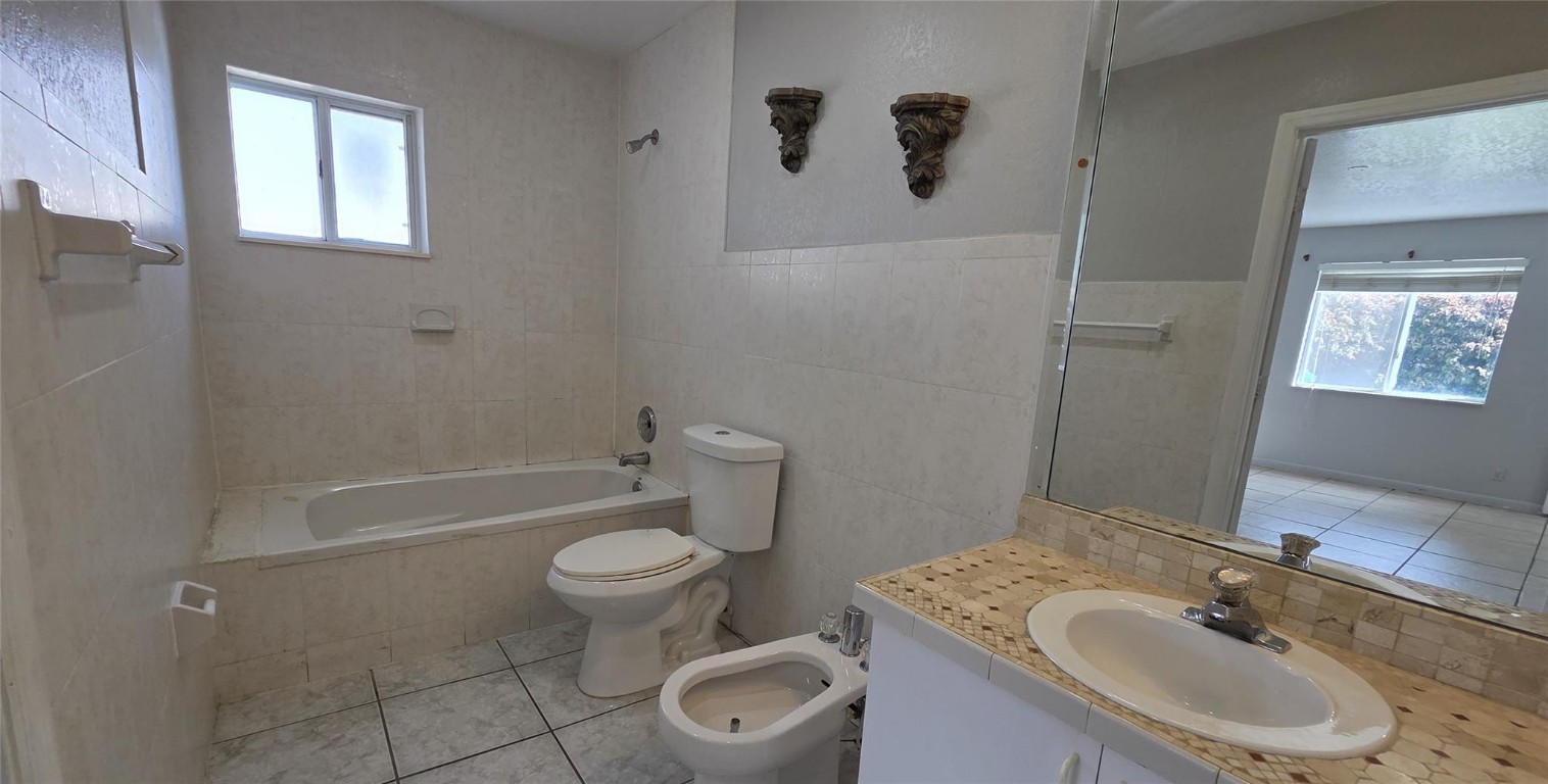 Chula Vista 22-7 B - Residential