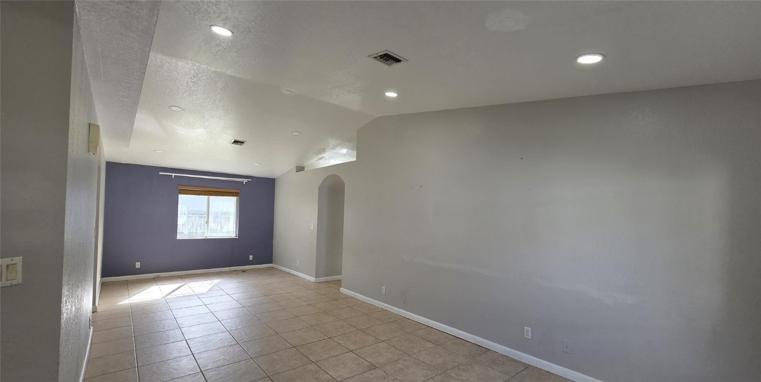 Chula Vista 22-7 B - Residential