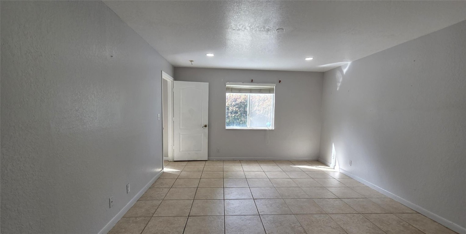 Chula Vista 22-7 B - Residential