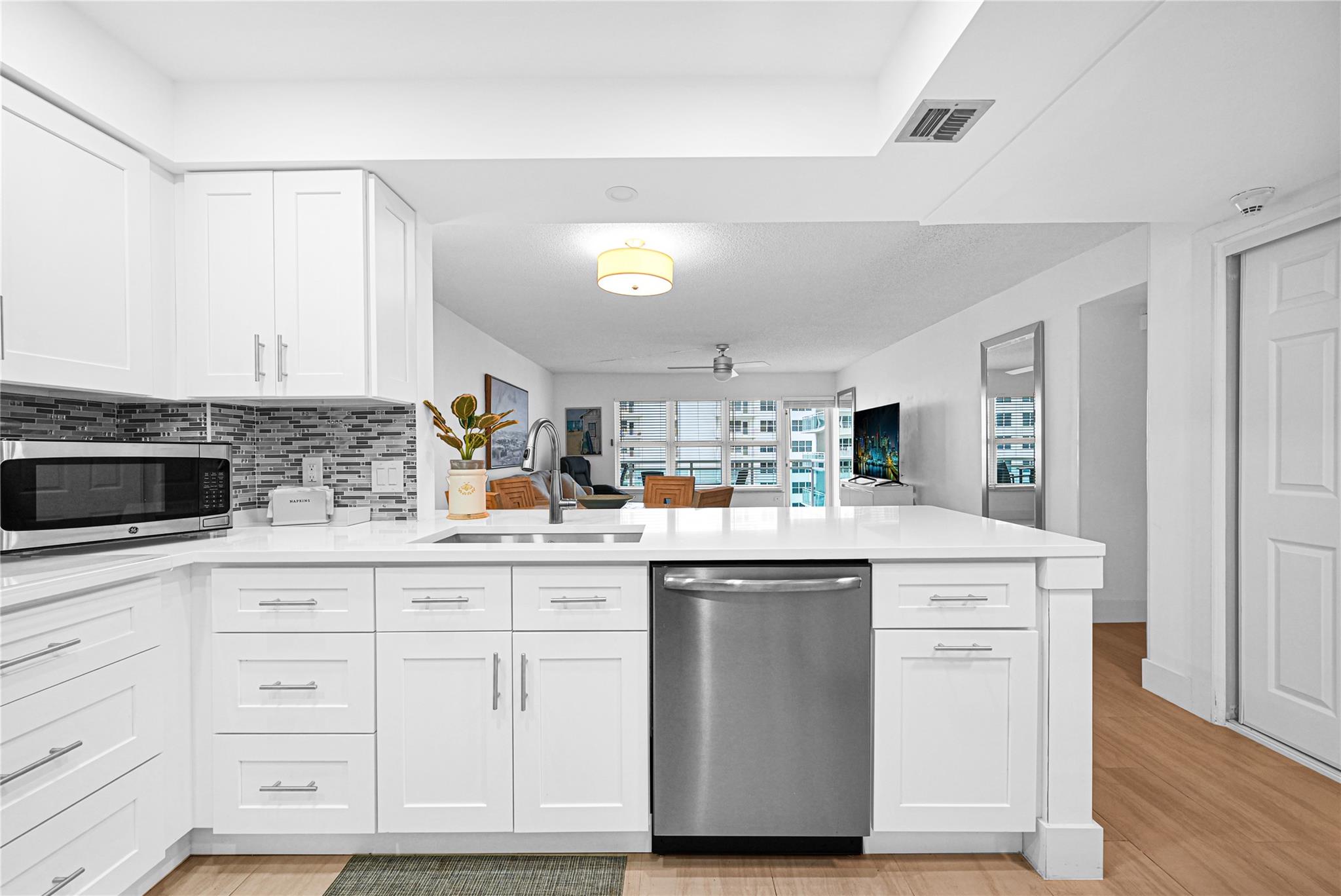 Playa Del Mar Condo - Residential Lease