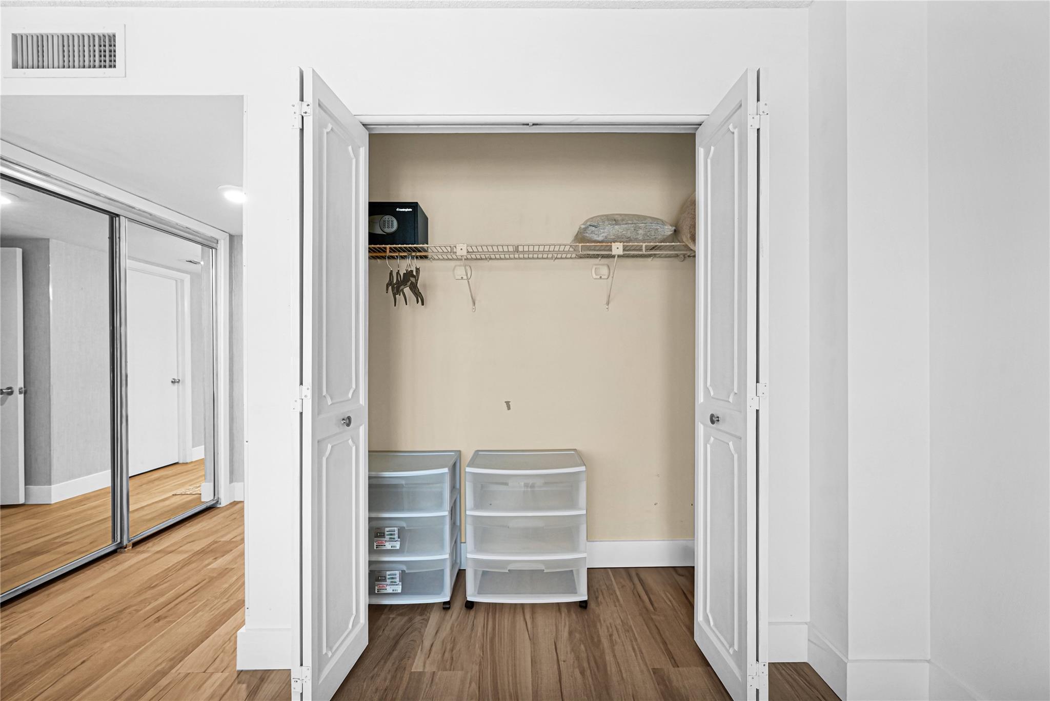 Playa Del Mar Condo - Residential Lease