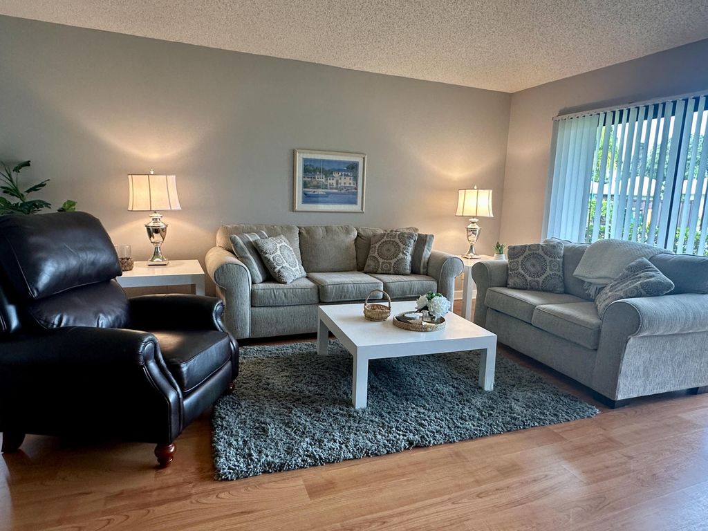 Photo of 305 Club Drive, Palm Beach Gardens, FL 33418 (MLS # R11118925)