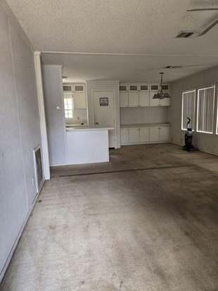 LAKE MONTAZA ESTATES SECTION - Residential