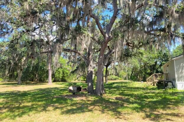 LAKE MONTAZA ESTATES SECTION - Residential