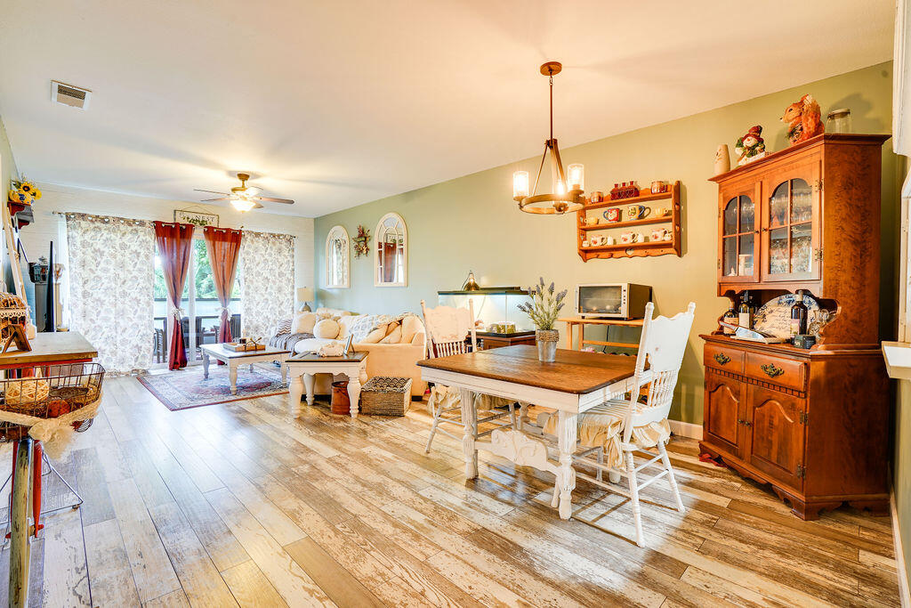 TIERRA VERDE CONDO 09 - Residential