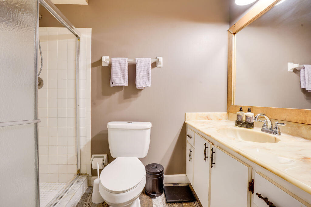 TIERRA VERDE CONDO 09 - Residential