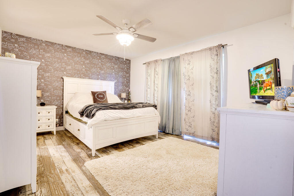 TIERRA VERDE CONDO 09 - Residential