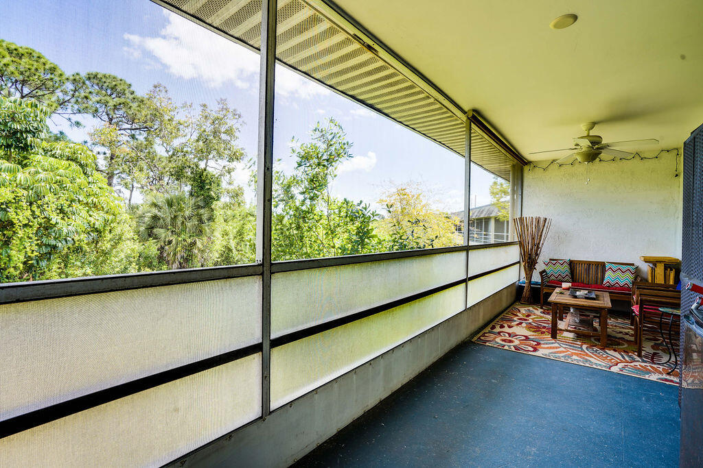 TIERRA VERDE CONDO 09 - Residential