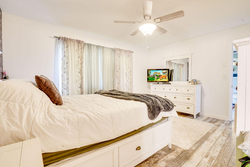 TIERRA VERDE CONDO 09 - Residential