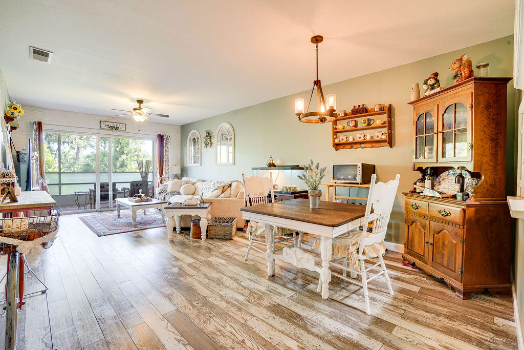 TIERRA VERDE CONDO 09 - Residential