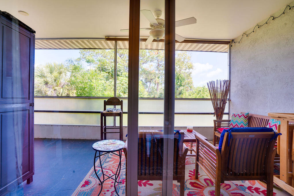 TIERRA VERDE CONDO 09 - Residential