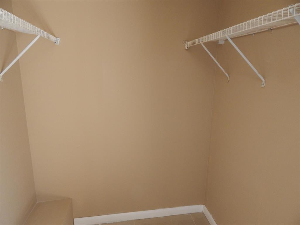 VILLAGE OF SANDALWOOD LAKES 3 - Residential Lease