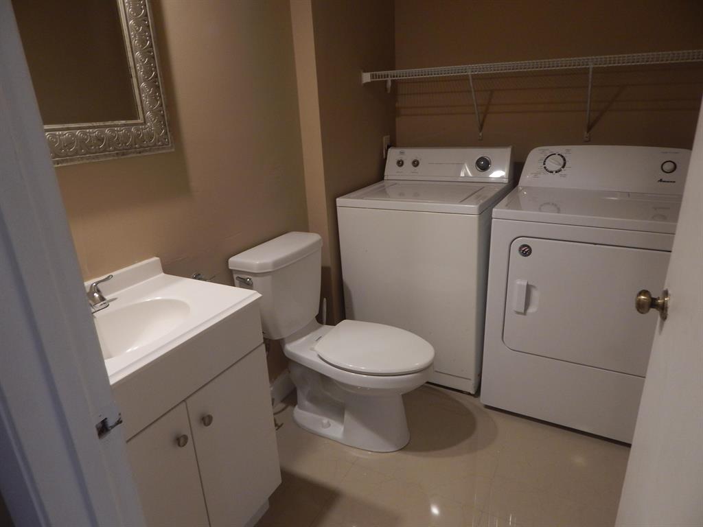 VILLAGE OF SANDALWOOD LAKES 3 - Residential Lease