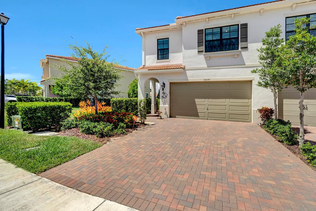 Photo of 10043 Akenside Drive, Boca Raton, FL 33428 (MLS # B26002049)