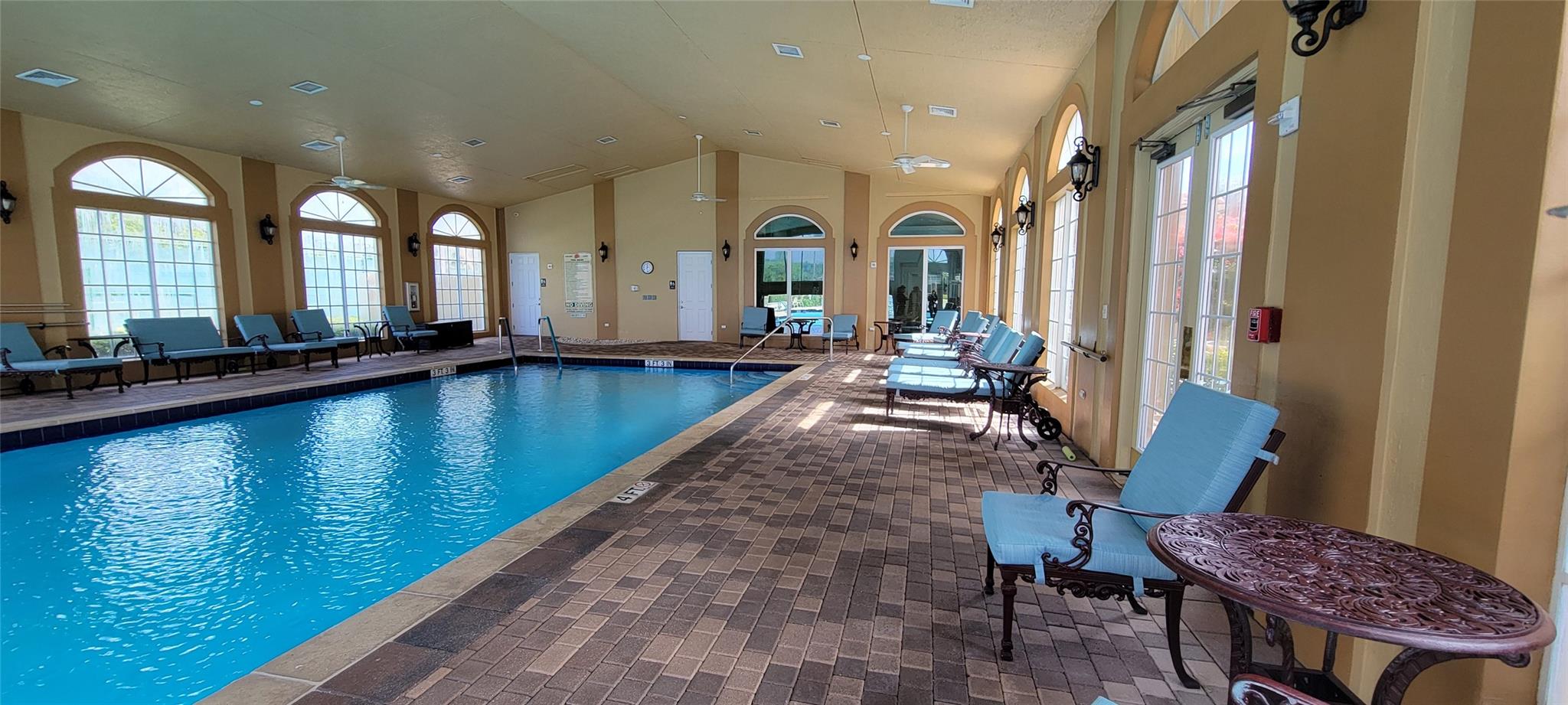 Cascade Lakes - Residential