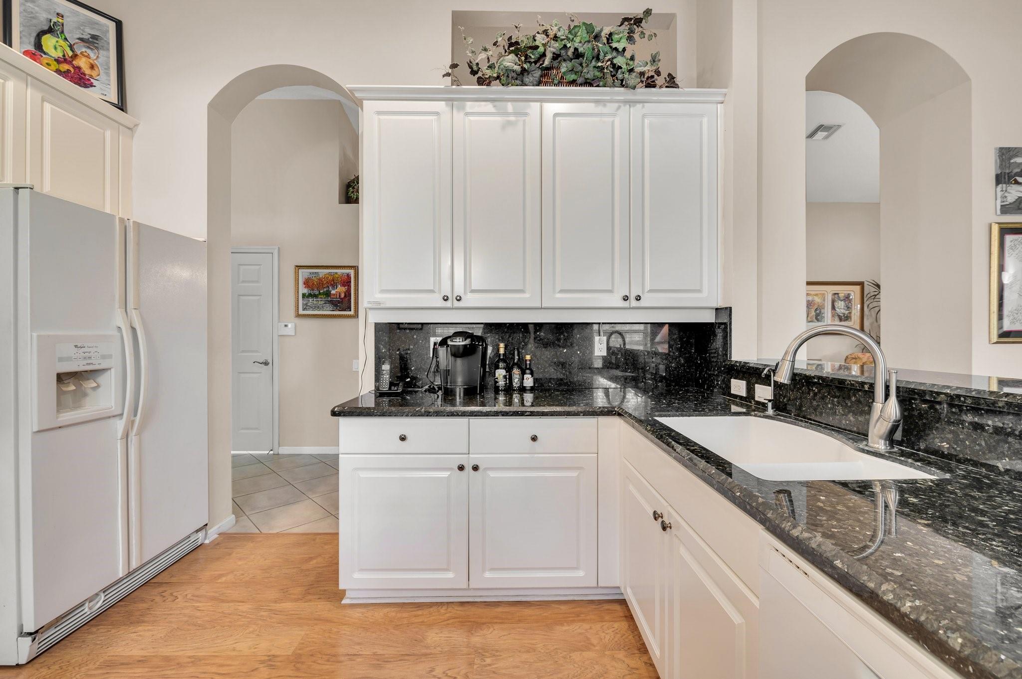 Cascade Lakes - Residential