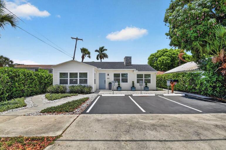 4811 N FLAGLER Drive