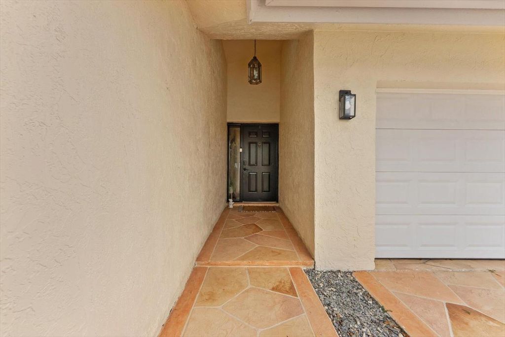 Photo of 175 Executive Circle, Boynton Beach, FL 33436 (MLS # R11157003)