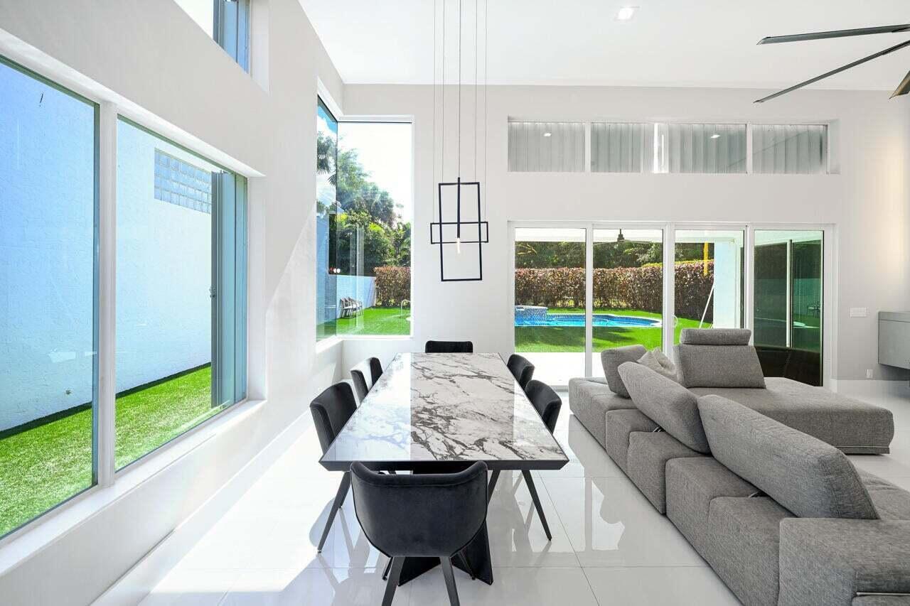 Courtside - Residential