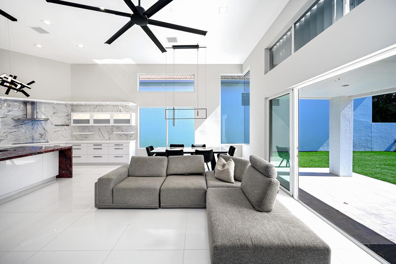 Courtside - Residential