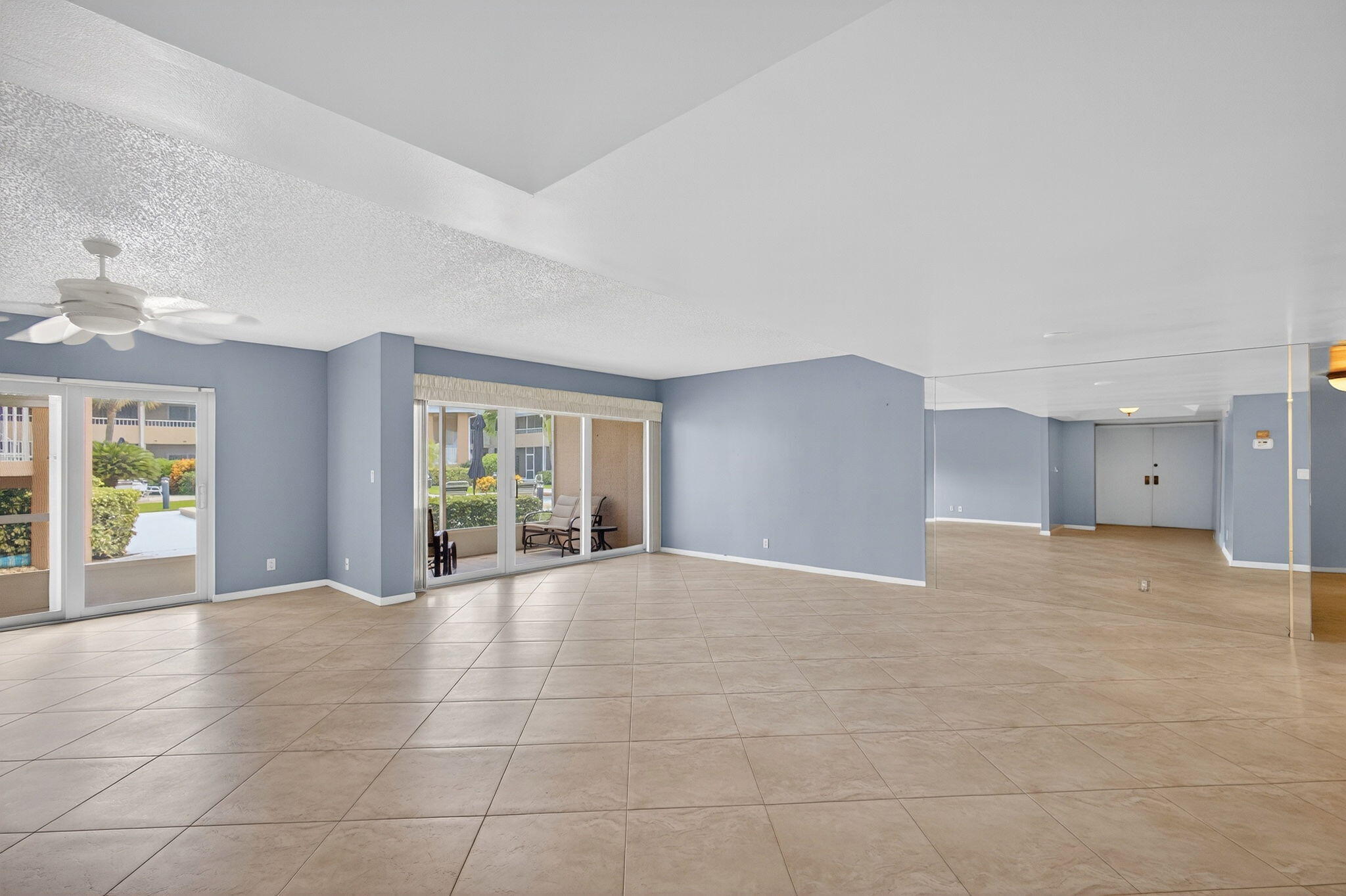 COURTYARD CONDO - Residential