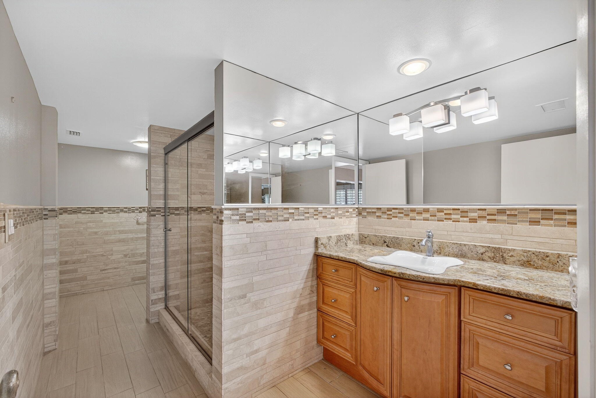 COURTYARD CONDO - Residential