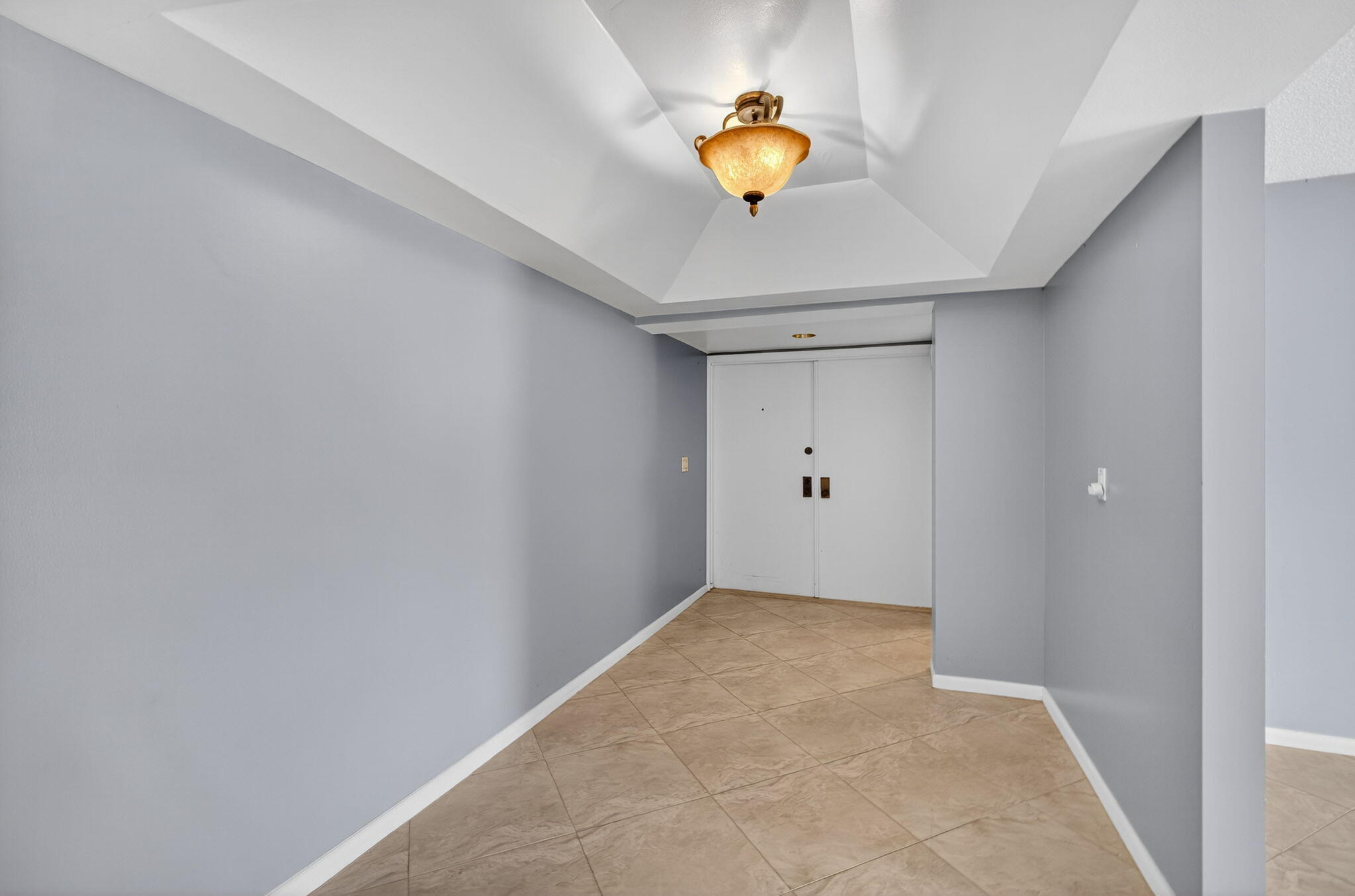 COURTYARD CONDO - Residential