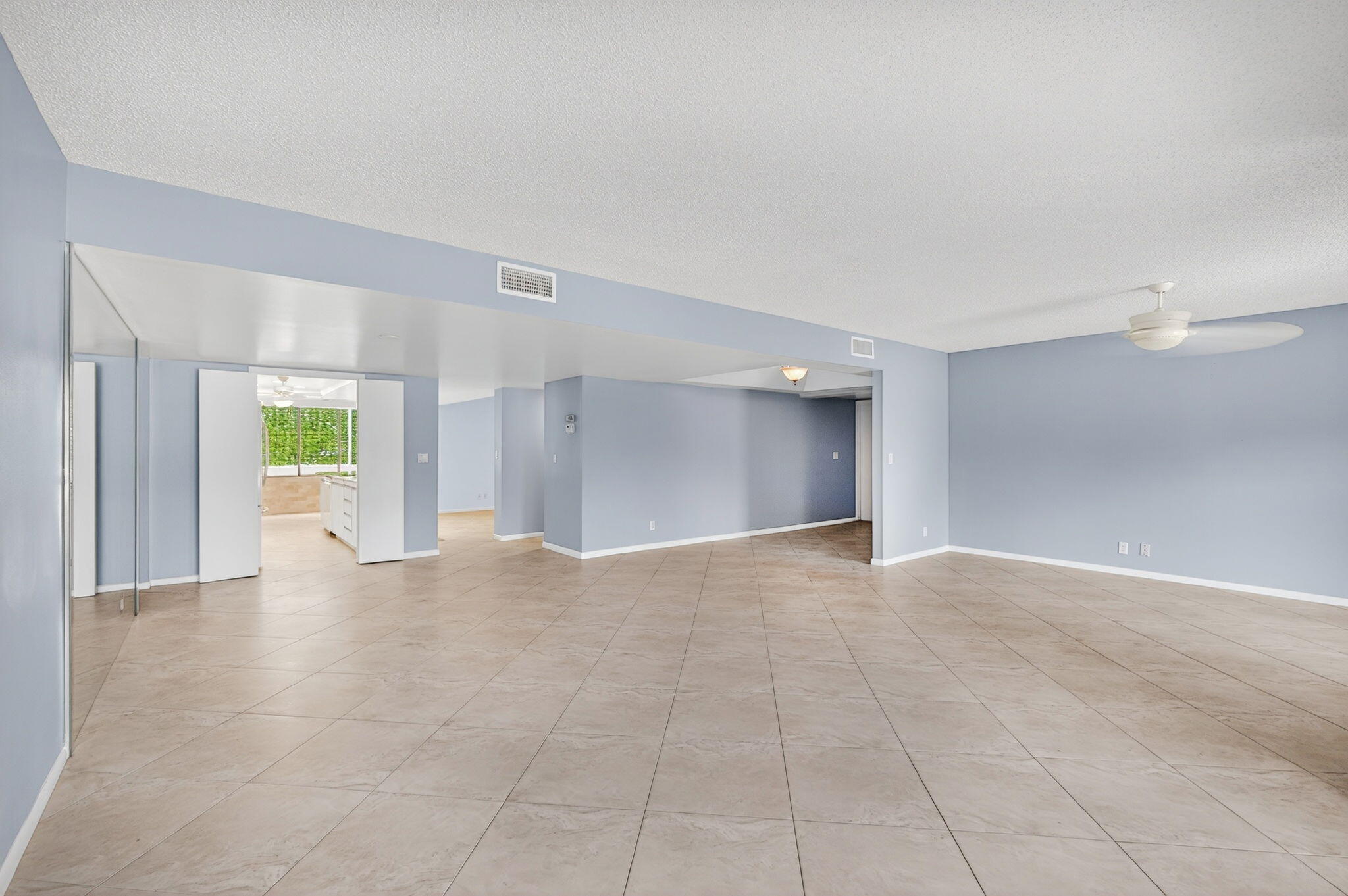 COURTYARD CONDO - Residential