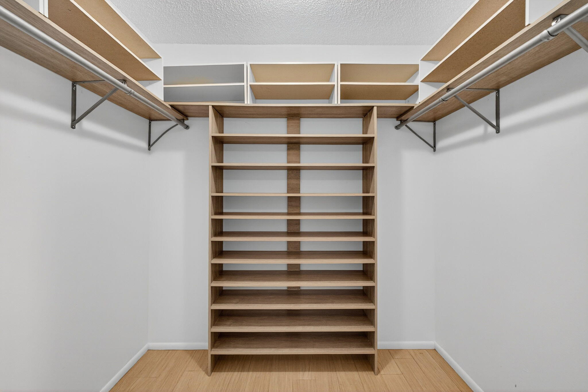 COURTYARD CONDO - Residential