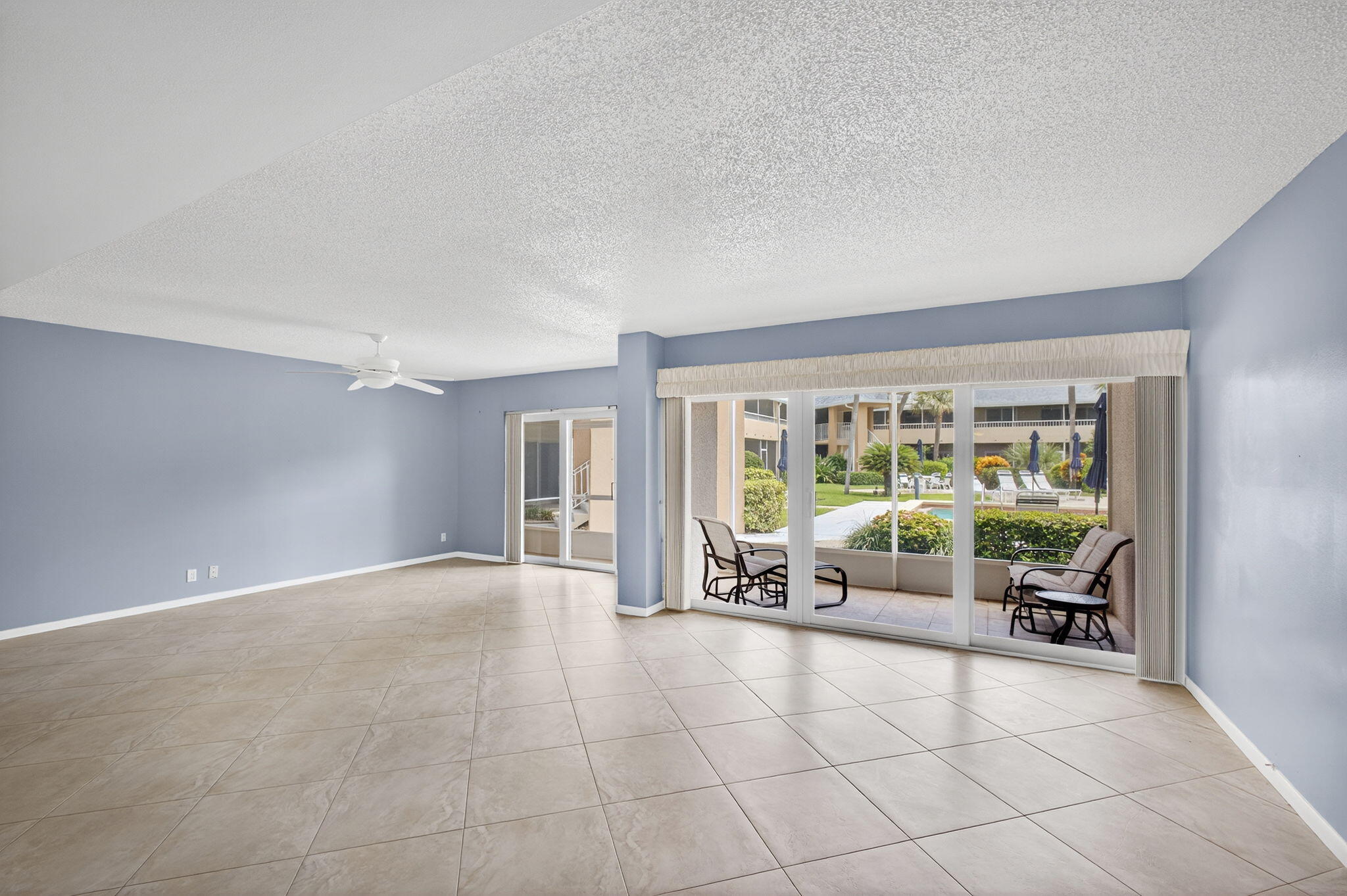 COURTYARD CONDO - Residential