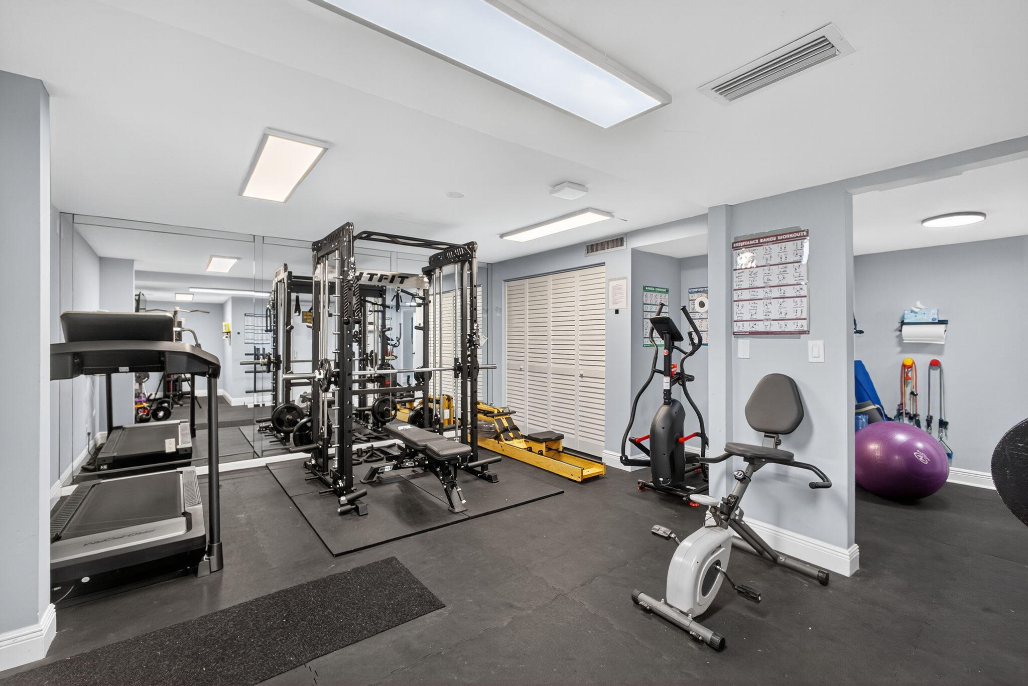 COURTYARD CONDO - Residential