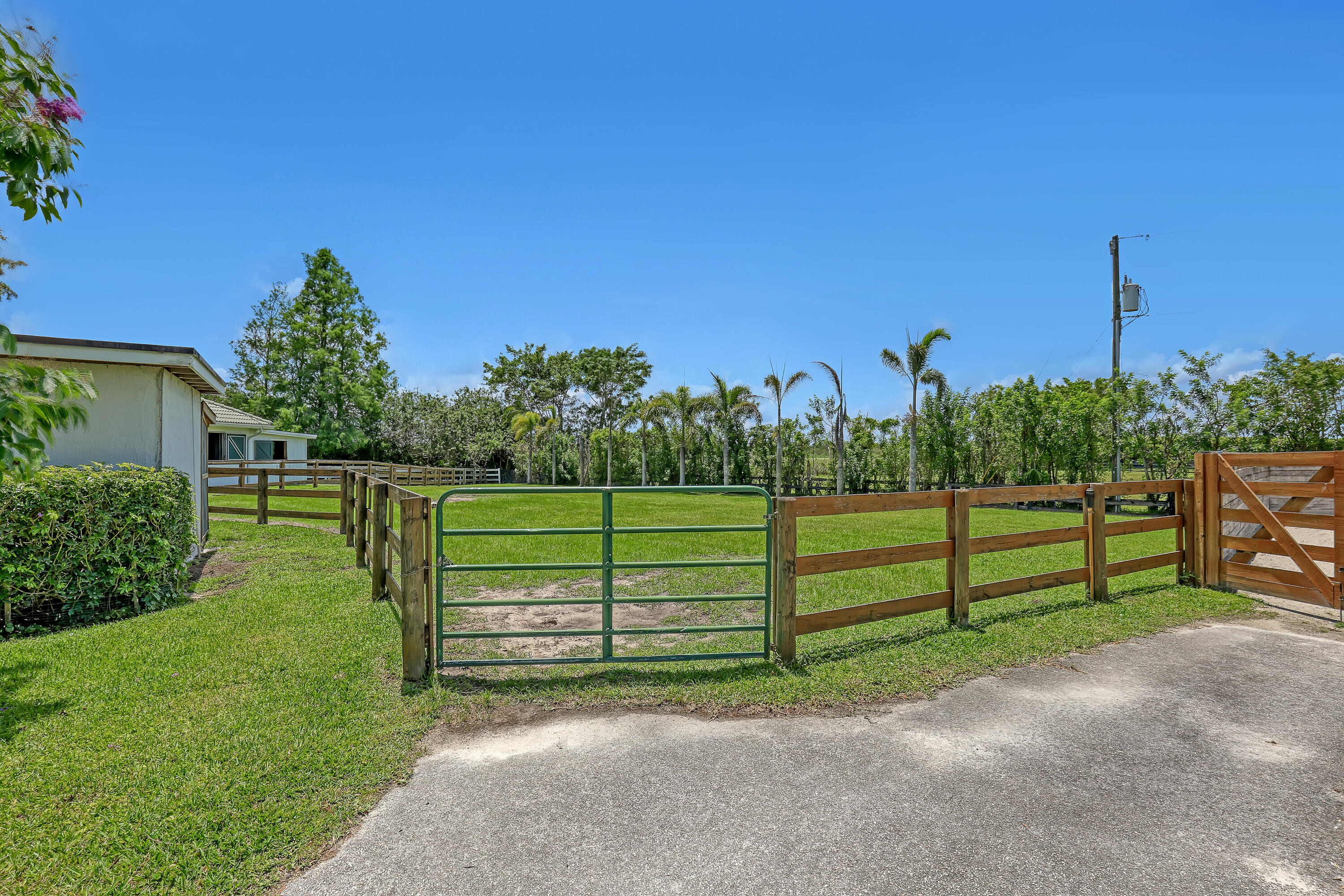 Palm Beach Point - Residential