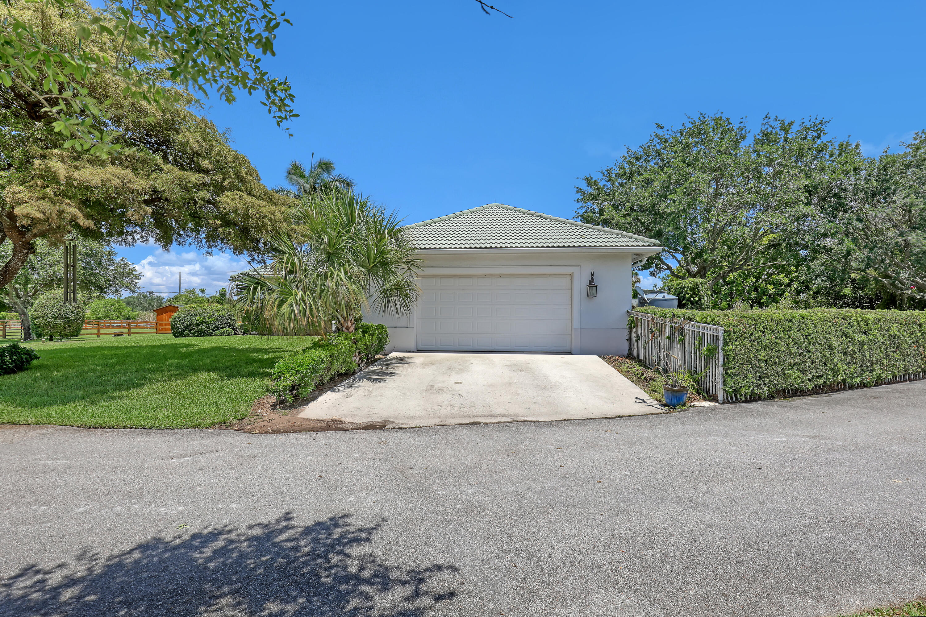 Palm Beach Point - Residential