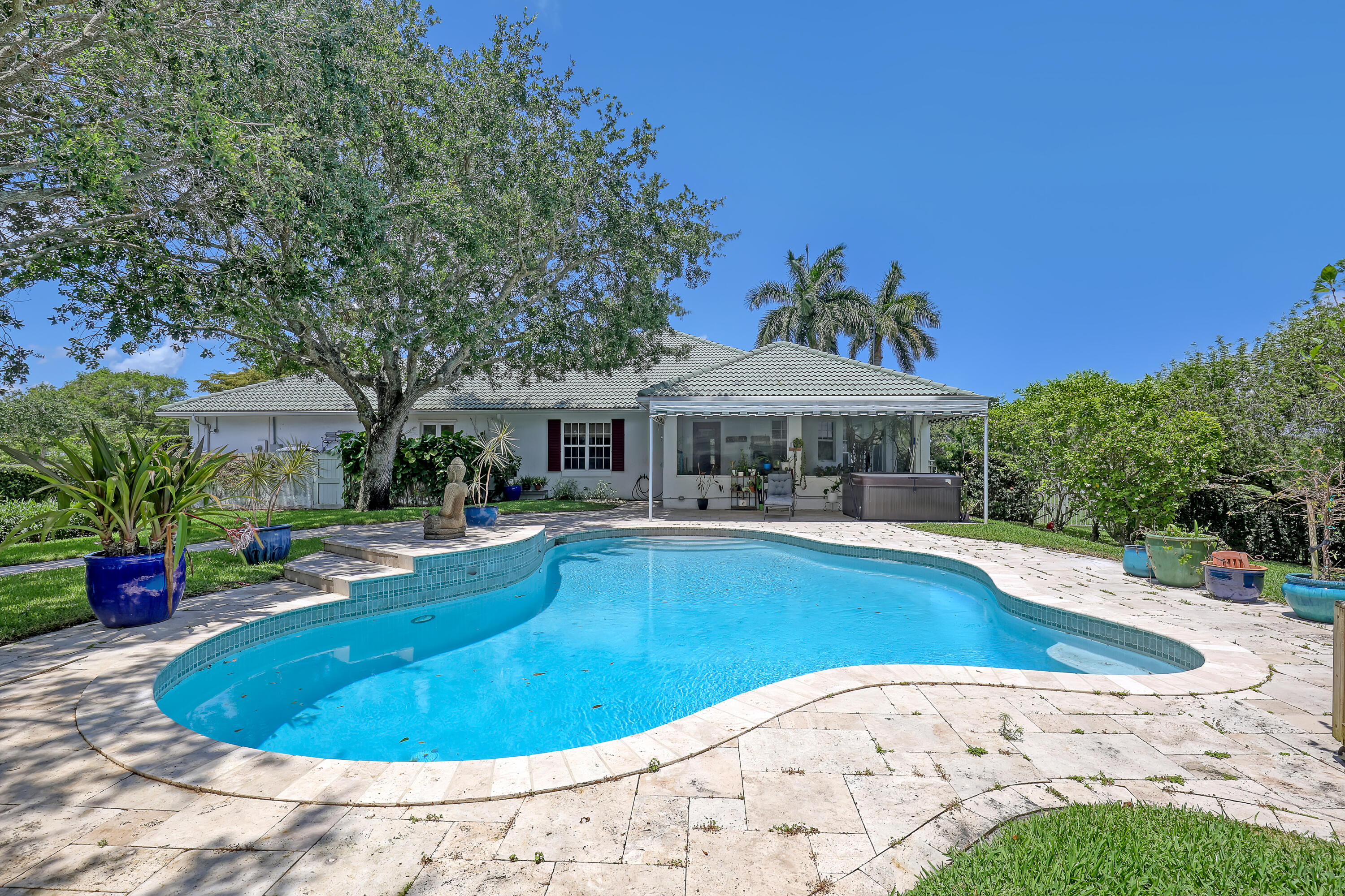 Palm Beach Point - Residential