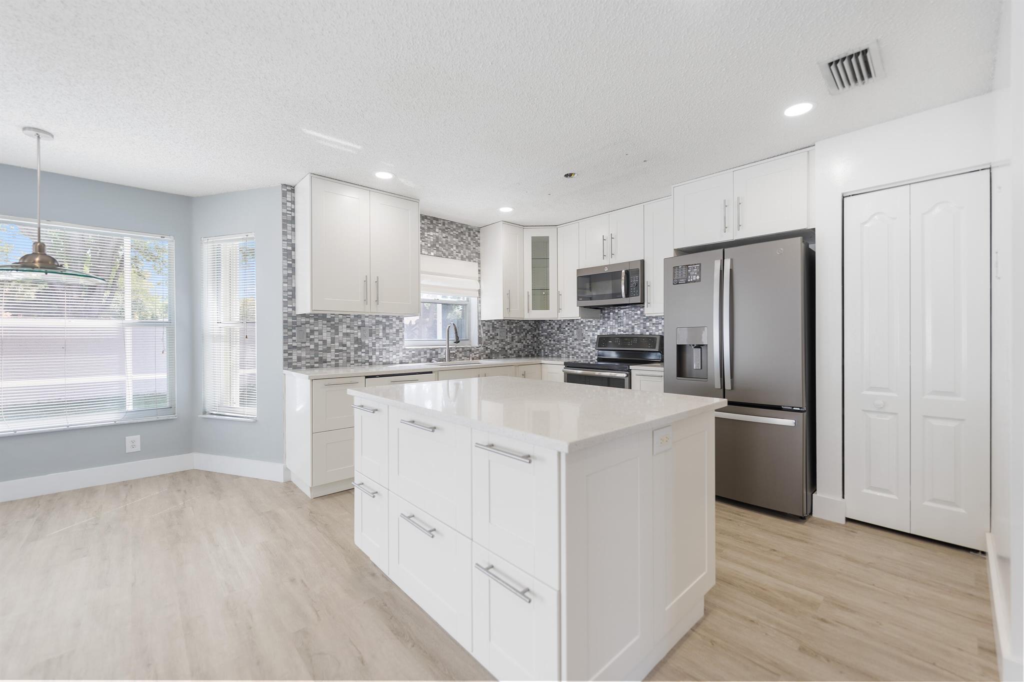 10970 Crescendo Circle