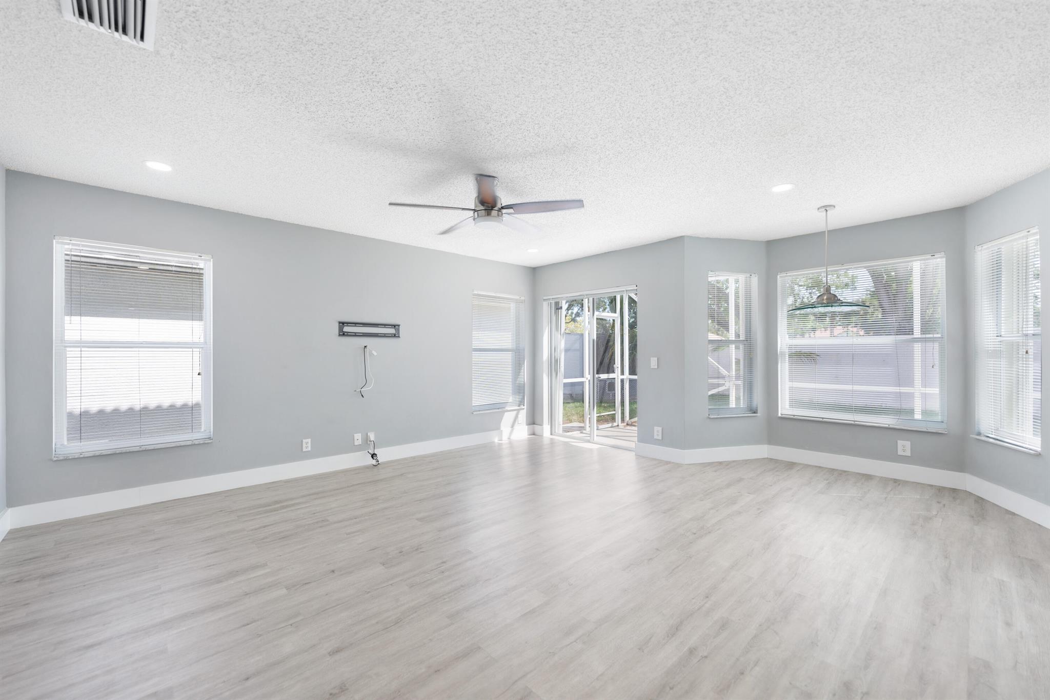 Symphony at Lakes At Boca Raton - Residential Lease