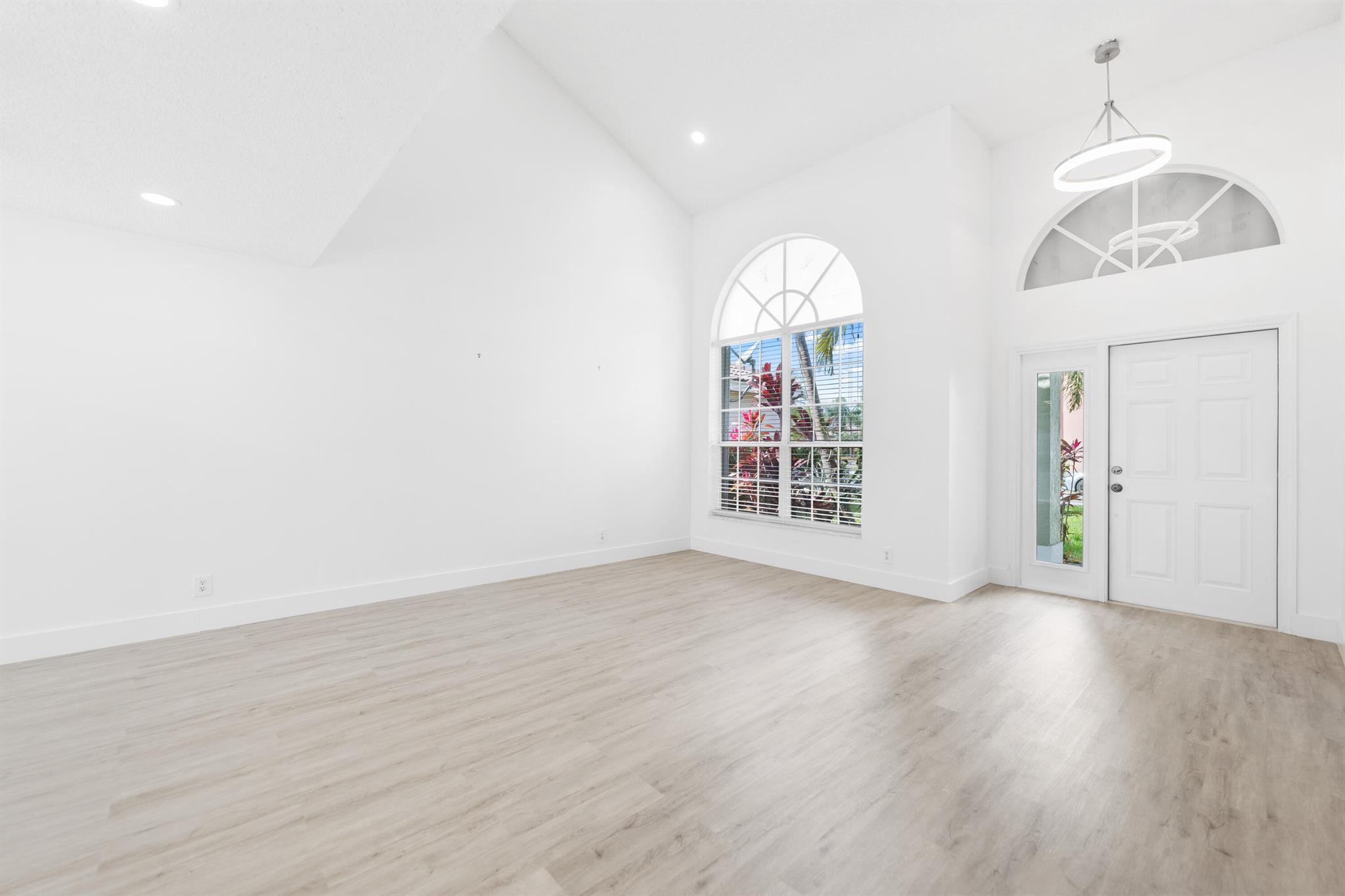 Symphony at Lakes At Boca Raton - Residential Lease