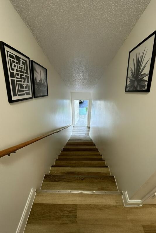 BOULEVARD ESTATES - Residential Lease