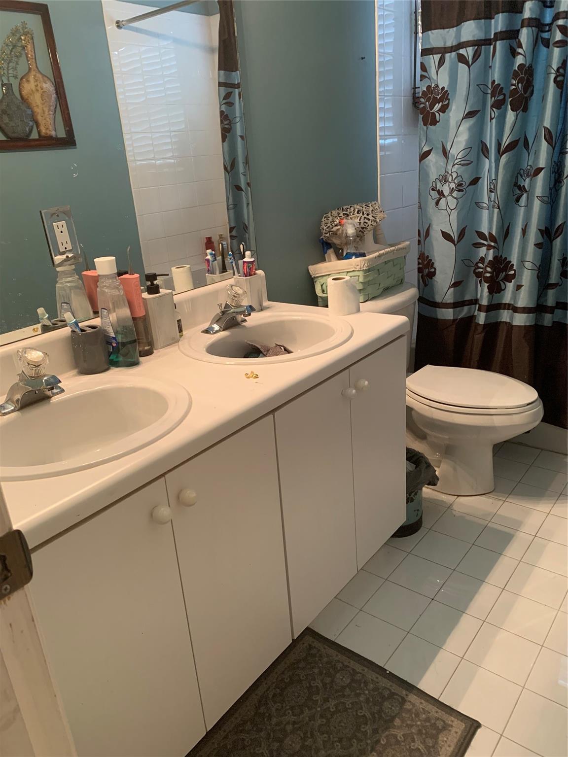 Windsor Palms 160-17 B - Residential